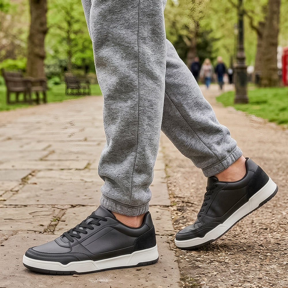 Men's Lace-Up Contrast Sole Casual Trainer