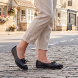 Leather Lace-Up Comfort Flat Shoe