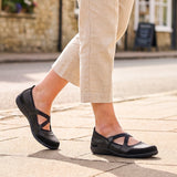 Leather Elastic Cross Strap Comfort Pumps with Flexible Sole